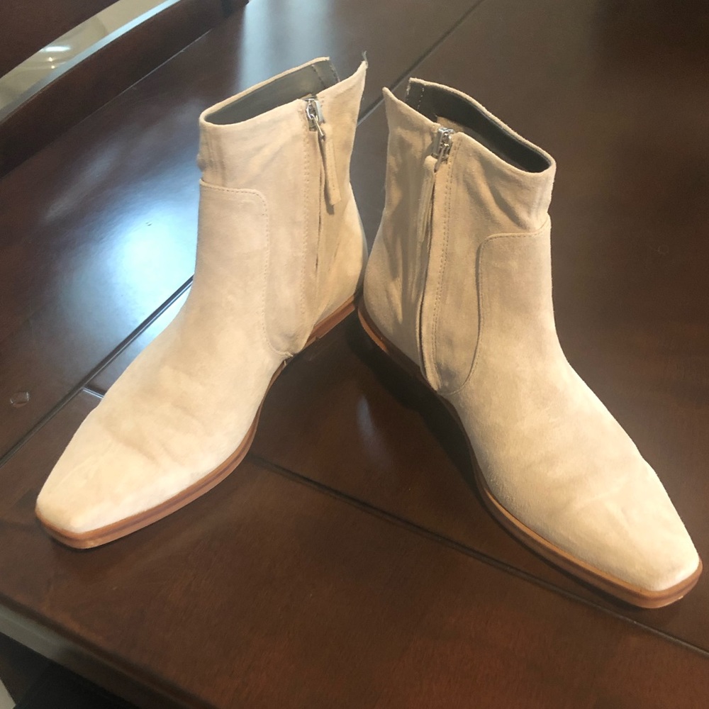 Franco Sarto Yeni Ankle Booties